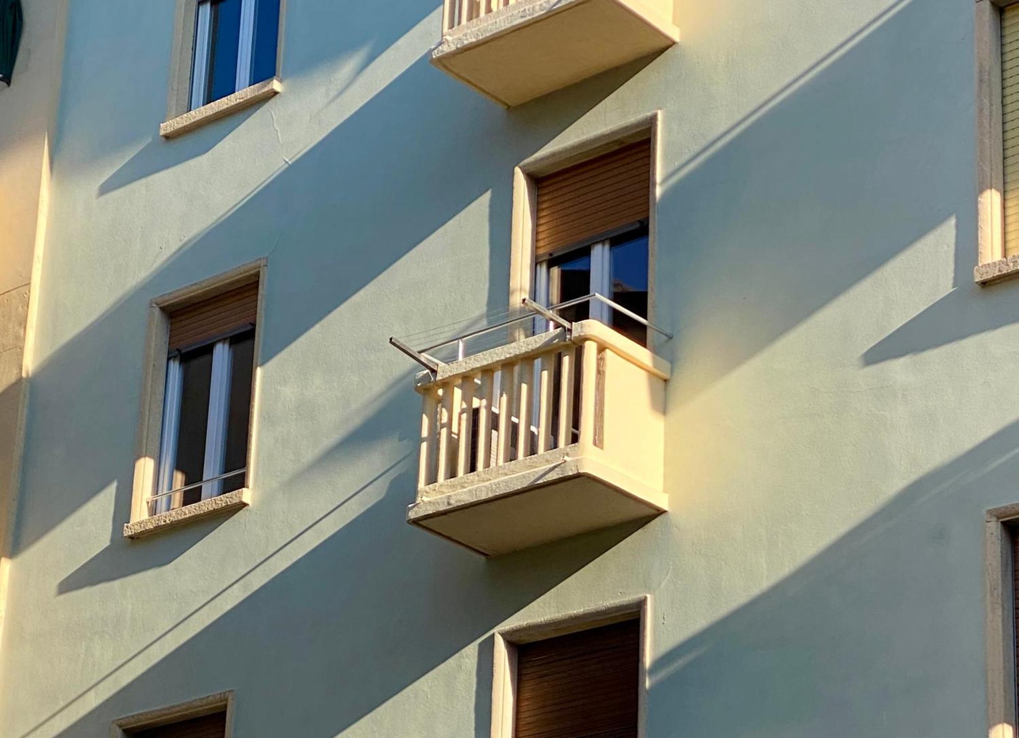 Comoluxhouse- Intero Appartamento Exteriér fotografie